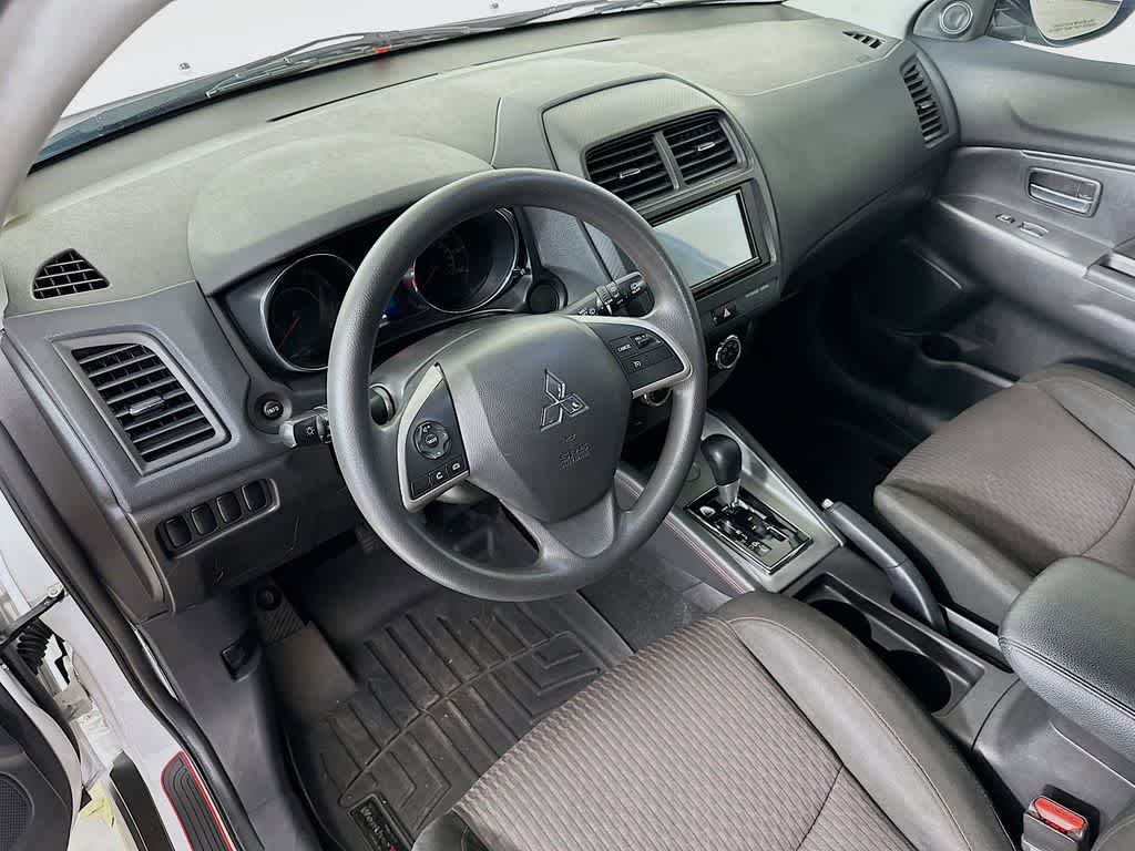 Thumbnail: 2019 Mitsubishi Outlander Sport - 2