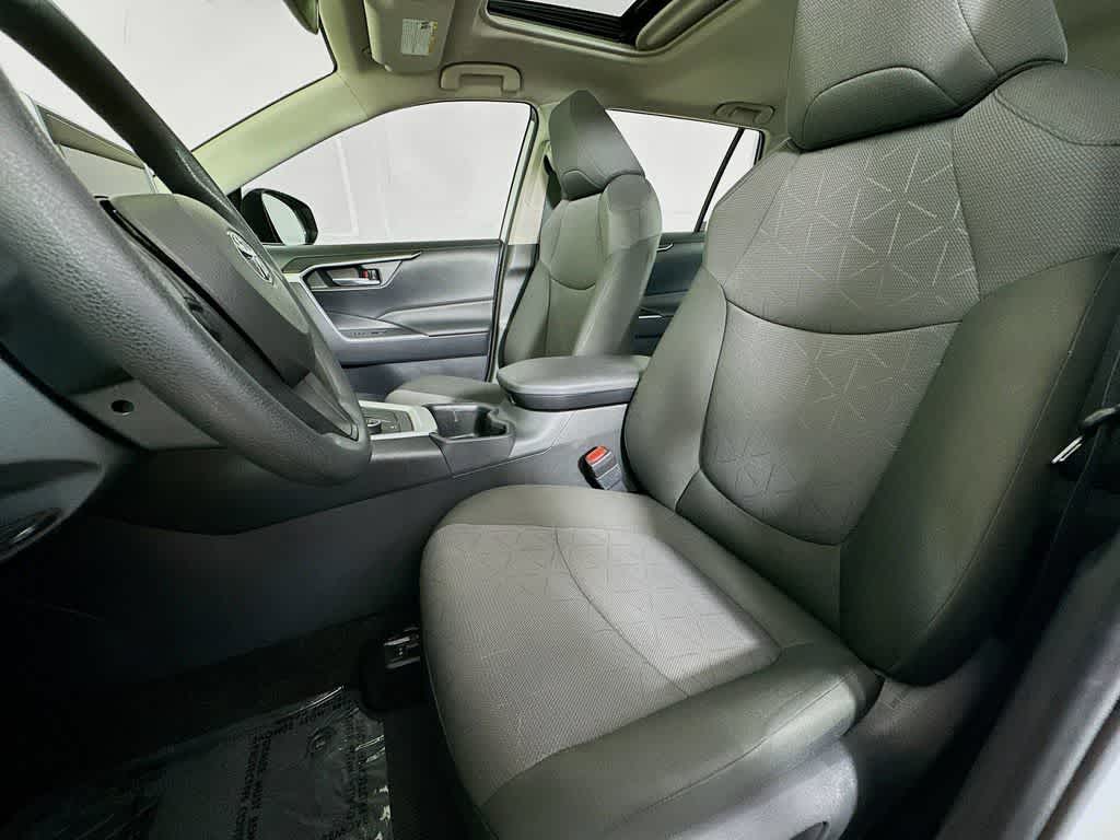Thumbnail: 2024 Toyota RAV4 - 12