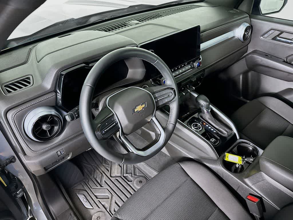 Thumbnail: 2023 Chevrolet Colorado - 2
