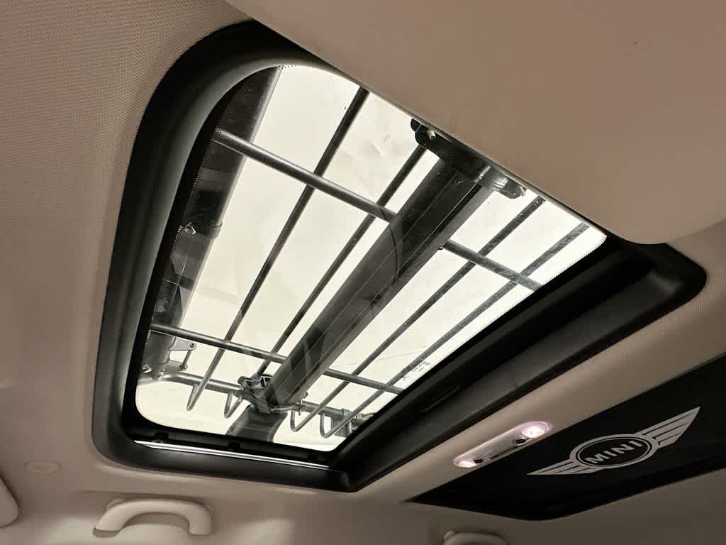 Thumbnail: 2018 MINI Cooper Countryman - 31