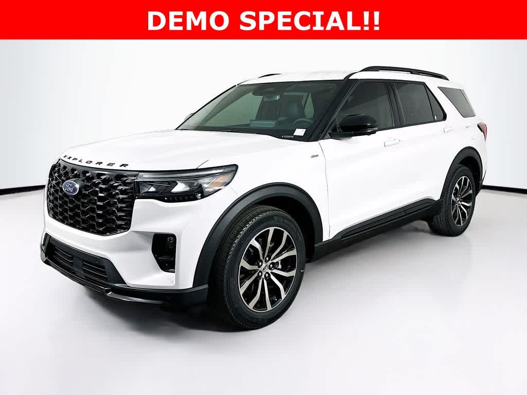 Thumbnail: 2026 Ford Explorer - 2