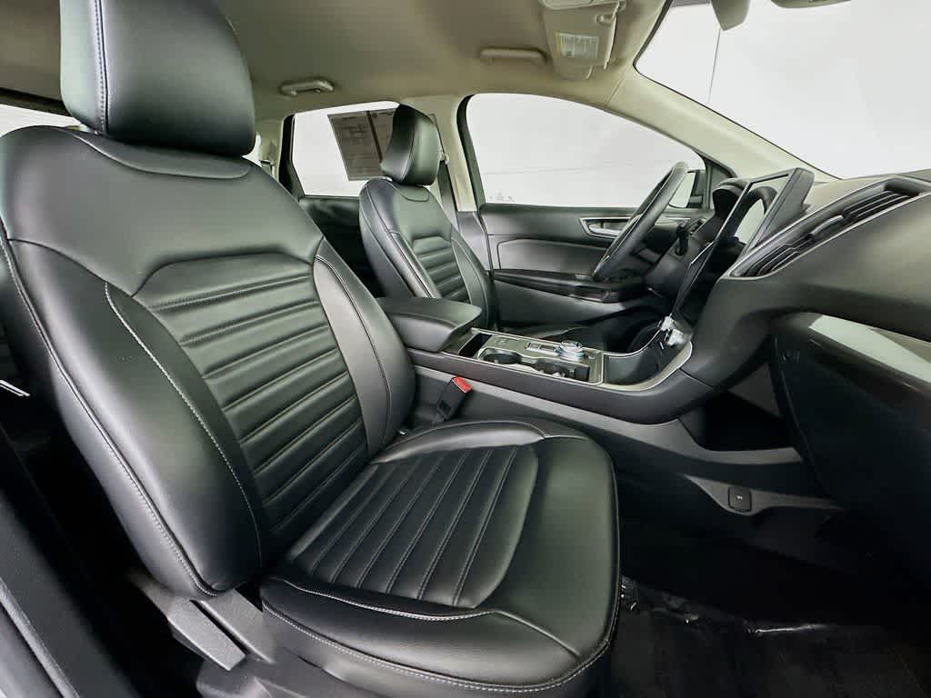 Thumbnail: 2024 Ford Edge - 15