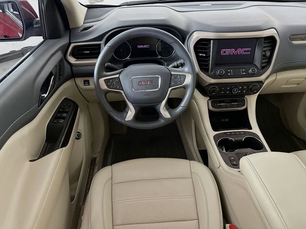 2022 GMC Acadia Denali 10