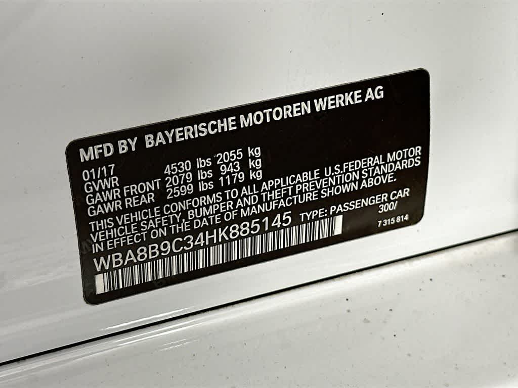 Thumbnail: 2017 BMW 3 Series - 23