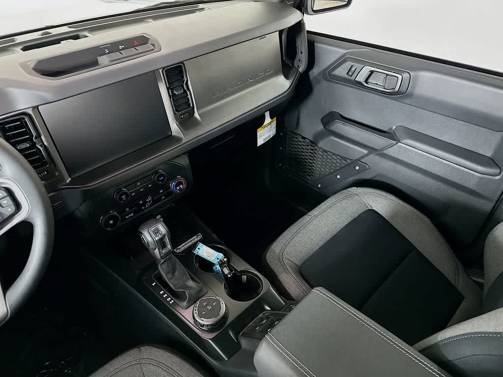 Thumbnail: 2025 Ford Bronco - 10