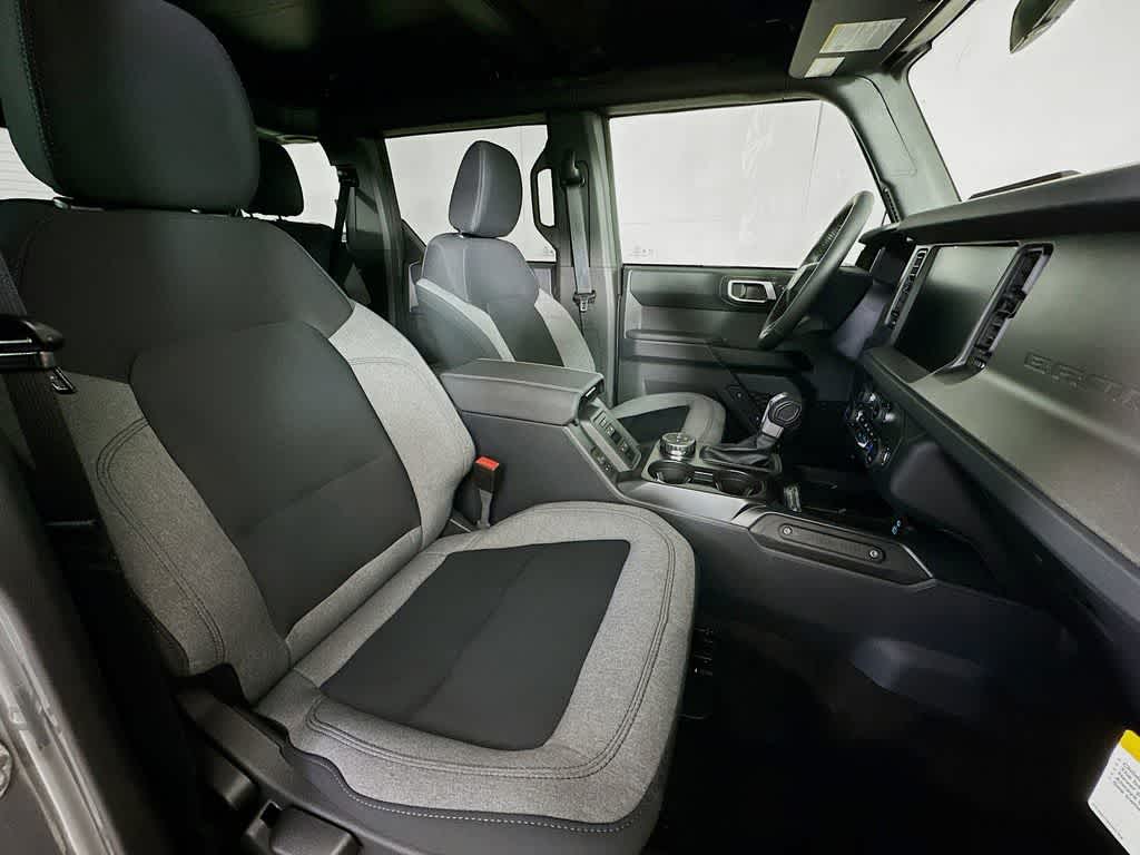 Thumbnail: 2025 Ford Bronco - 15