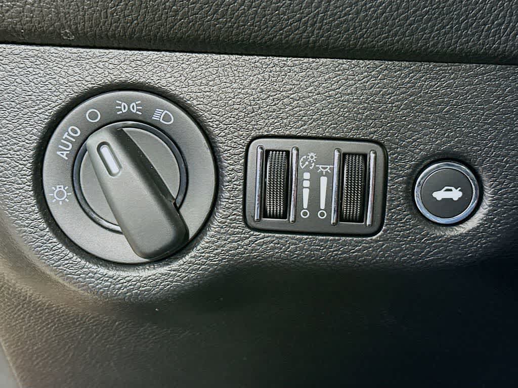 Thumbnail: 2021 Dodge Challenger - 25