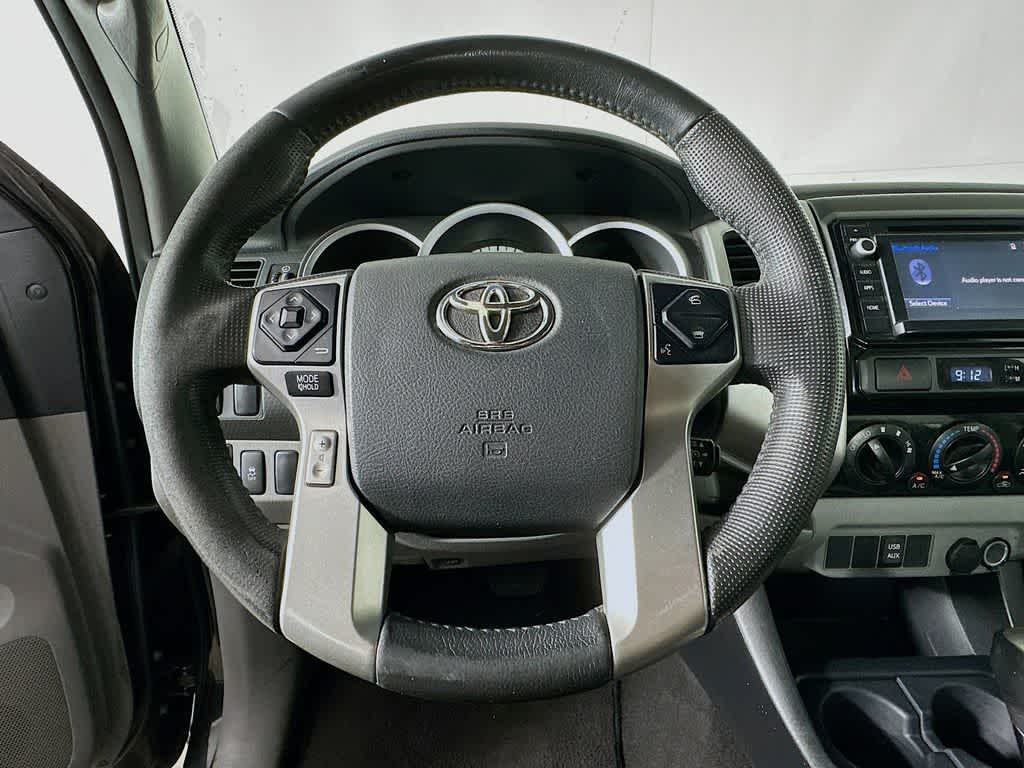 Thumbnail: 2014 Toyota Tacoma - 15