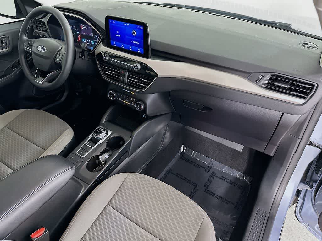 Thumbnail: 2022 Ford Escape - 32