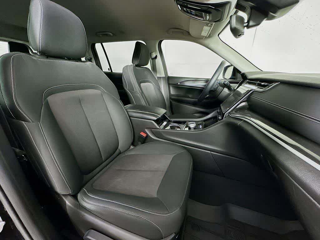 Thumbnail: 2022 Jeep Grand Cherokee L - 14