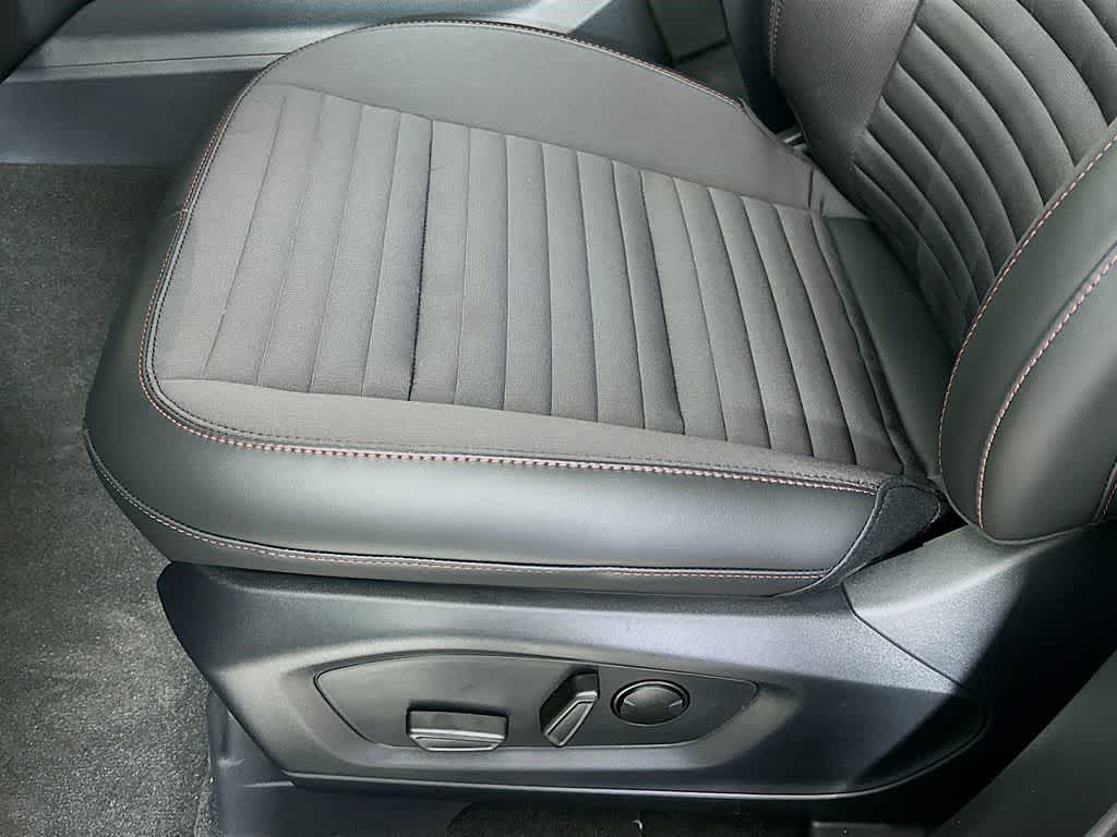 Thumbnail: 2026 Ford Explorer - 30