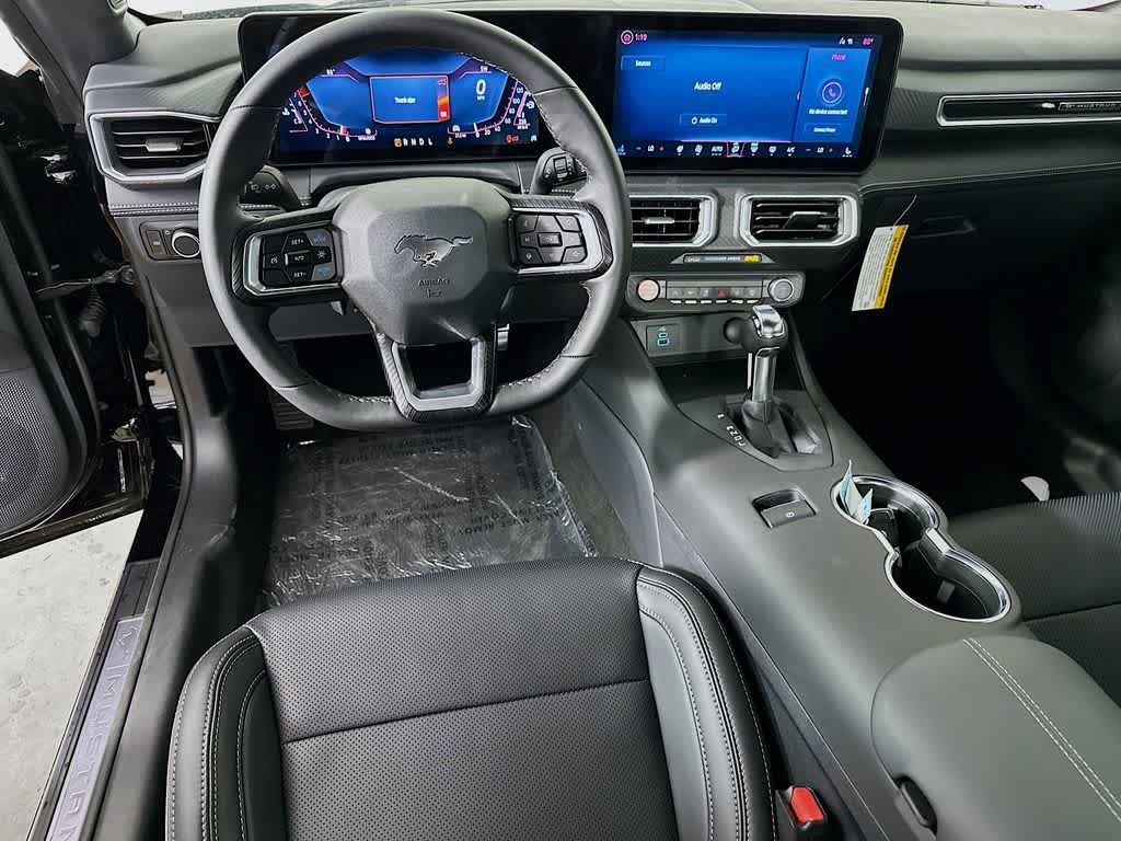 Thumbnail: 2025 Ford Mustang - 9