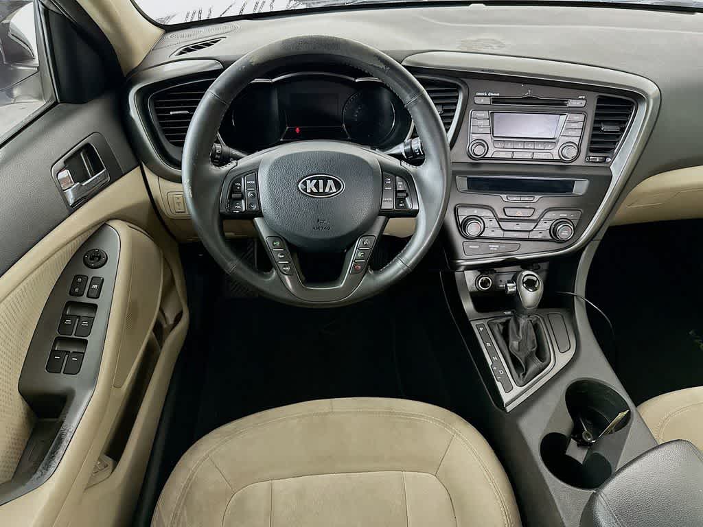 Thumbnail: 2012 Kia Optima - 10