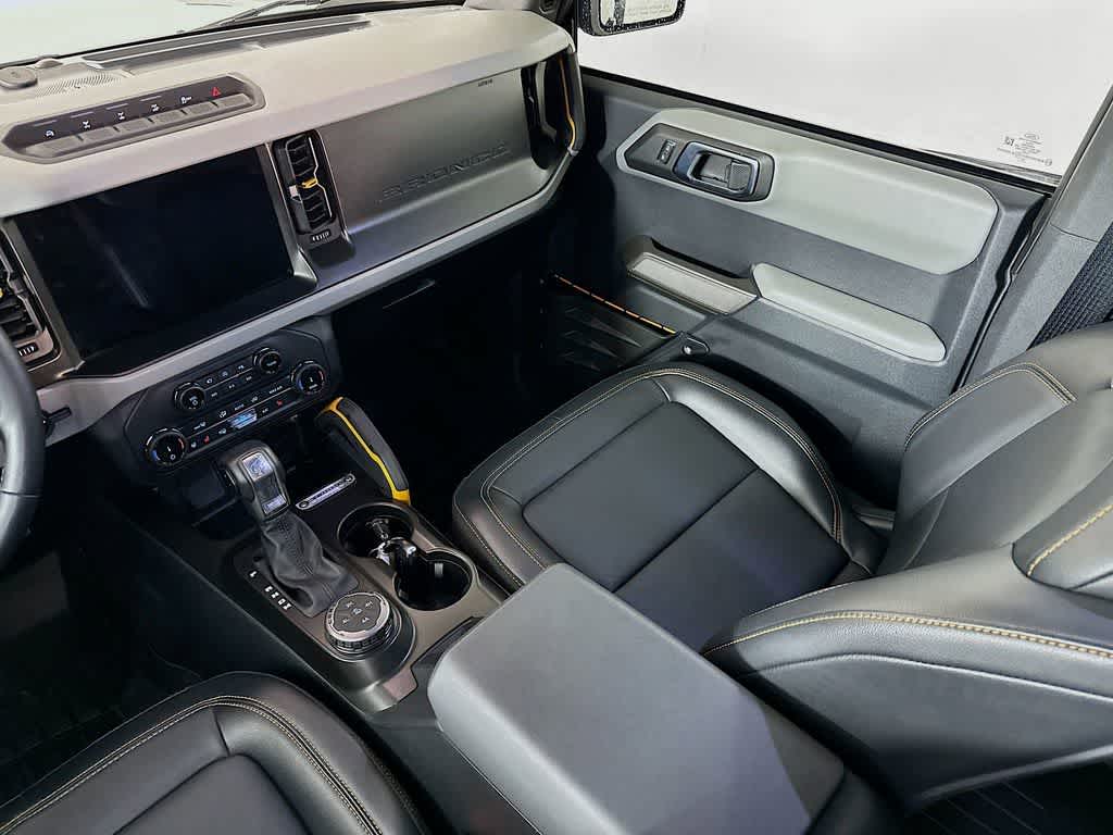 Thumbnail: 2022 Ford Bronco - 11