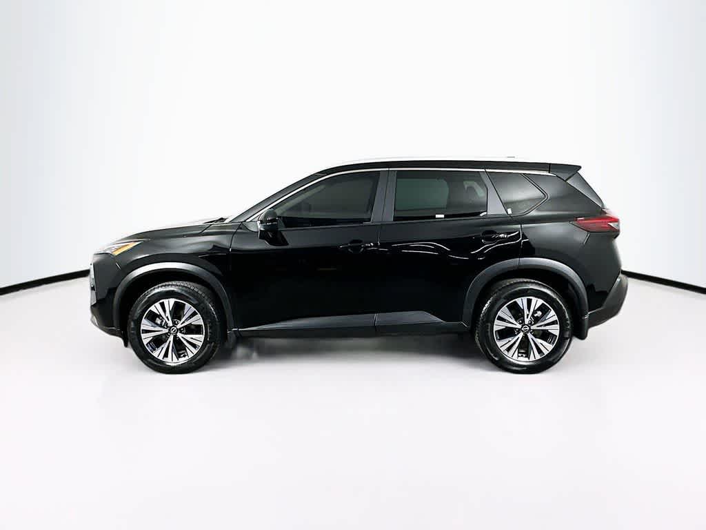 Thumbnail: 2022 Nissan Rogue - 3