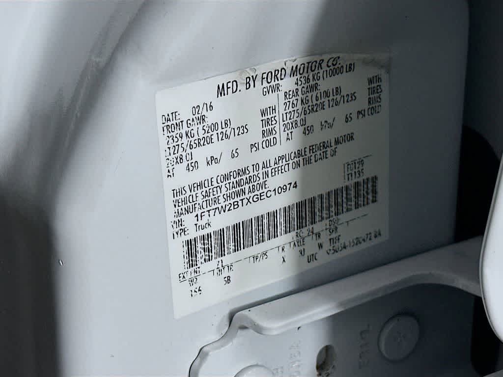 Thumbnail: 2016 Ford Econoline - 22