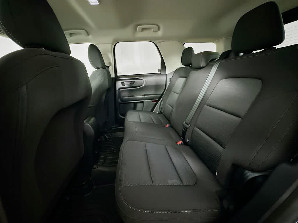 Thumbnail: 2022 Ford Bronco Sport - 13