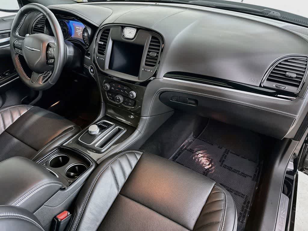 Thumbnail: 2023 Chrysler 300 - 35