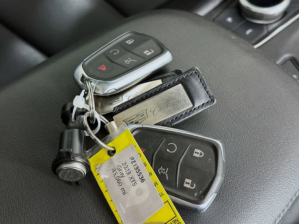 Thumbnail: 2023 Cadillac XT5 - 22