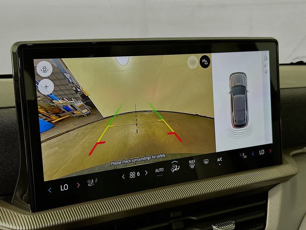 Thumbnail: 2025 Ford Explorer - 28