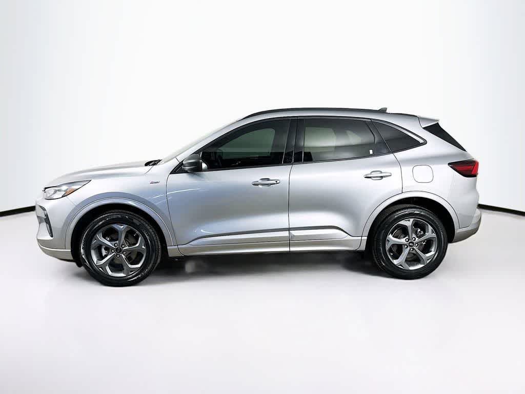 Thumbnail: 2023 Ford Escape - 3