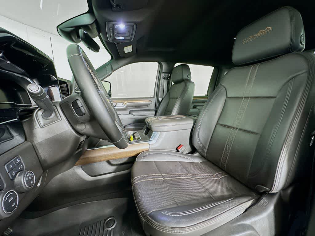 Thumbnail: 2024 Chevrolet Silverado 2500 - 12