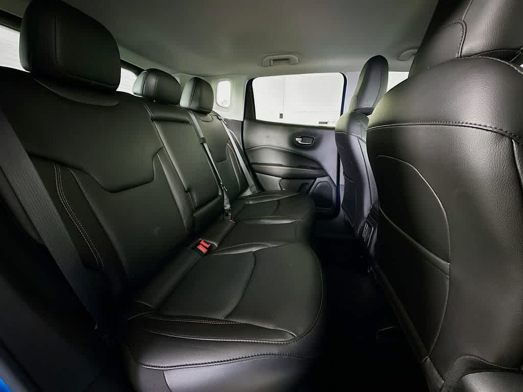 Thumbnail: 2021 Jeep Compass - 31