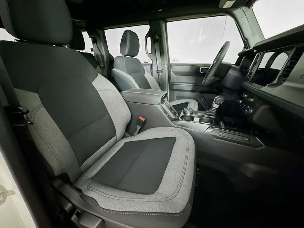 Thumbnail: 2025 Ford Bronco - 14