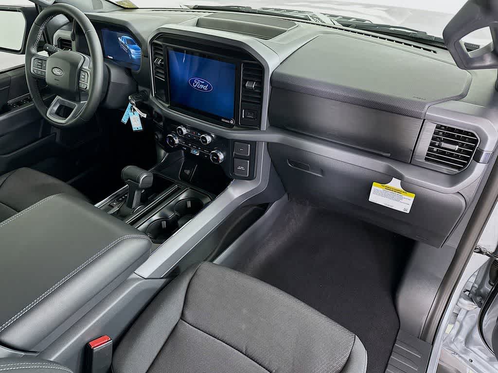 Thumbnail: 2025 Ford F-150 - 32