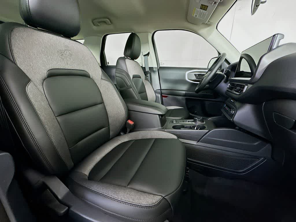 Thumbnail: 2025 Ford Bronco Sport - 15