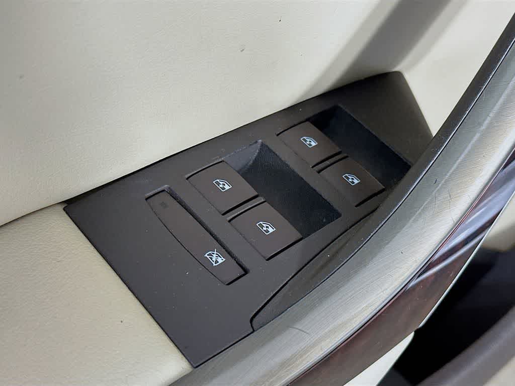 Thumbnail: 2016 Buick Verano - 28