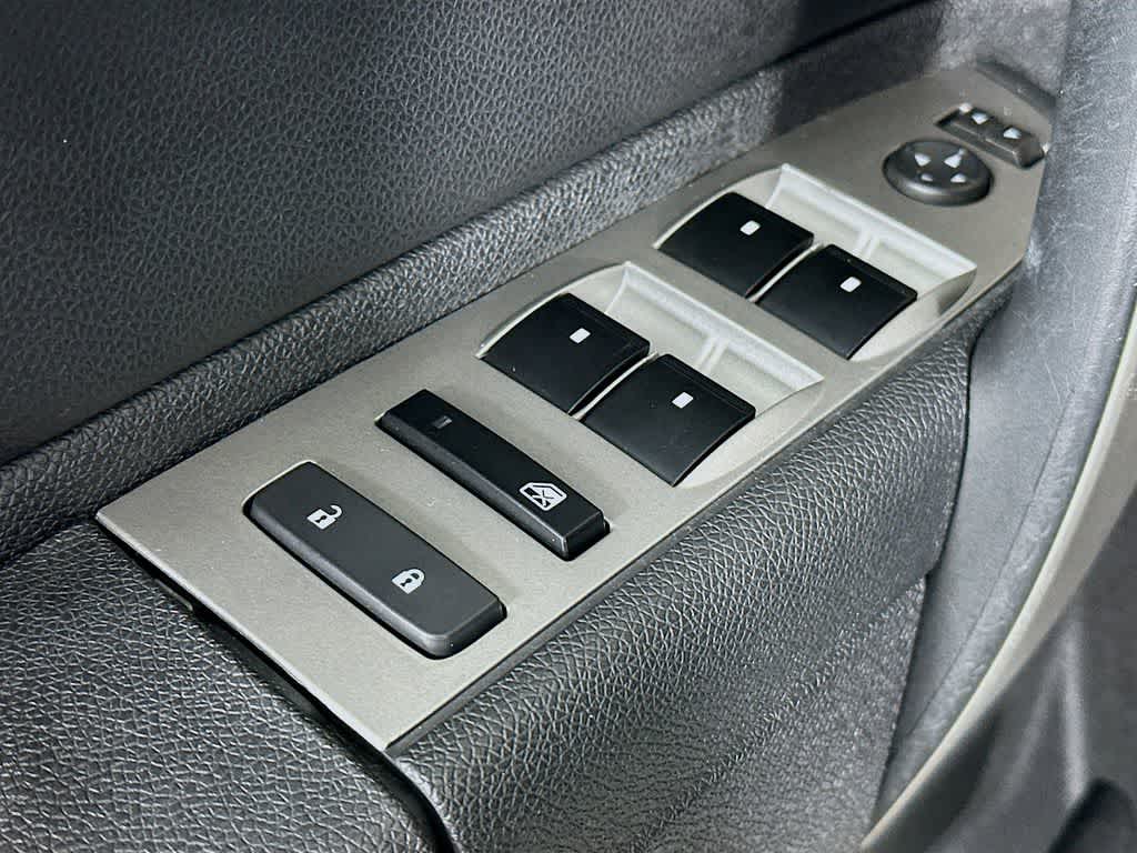 Thumbnail: 2012 Chevrolet Silverado 1500 - 27