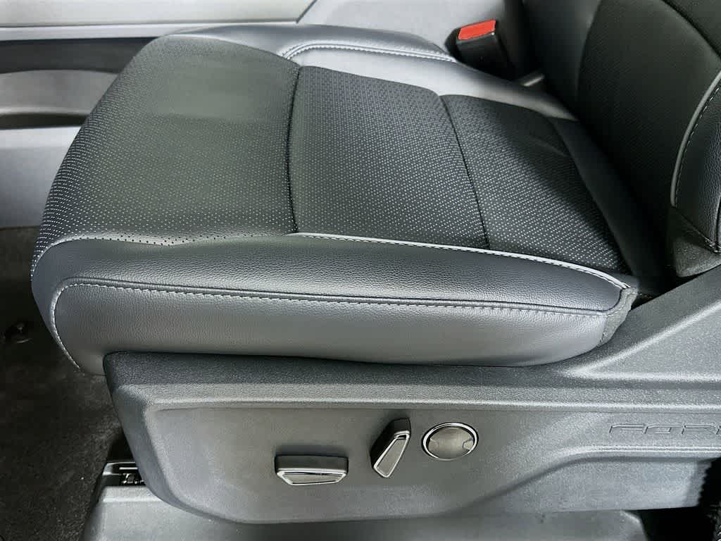 Thumbnail: 2025 Ford F-150 - 32