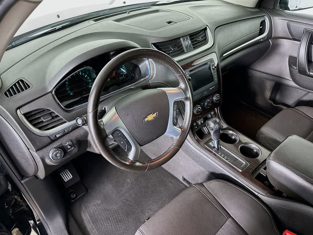 Thumbnail: 2017 Chevrolet Traverse - 2