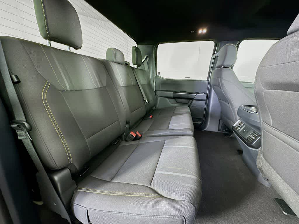 Thumbnail: 2025 Ford F-150 - 32