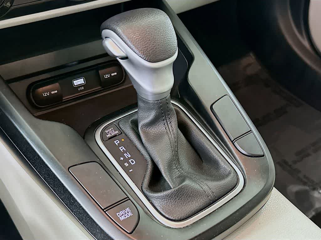 Thumbnail: 2023 Kia Soul - 18