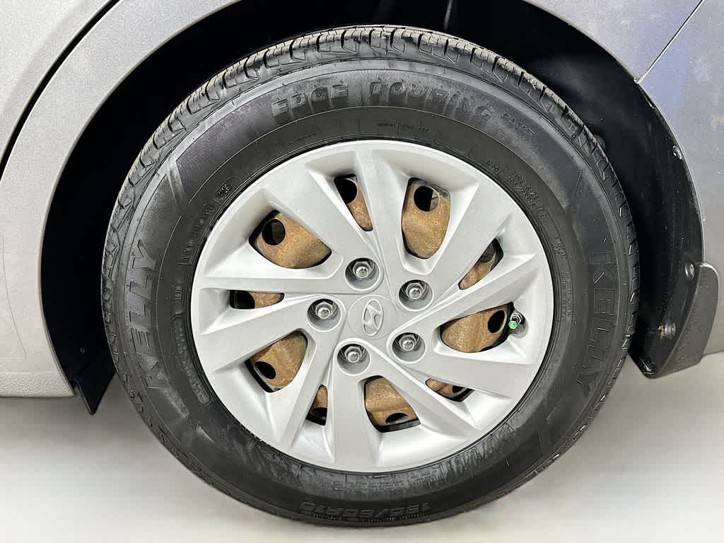 Thumbnail: 2020 Hyundai Elantra - 8