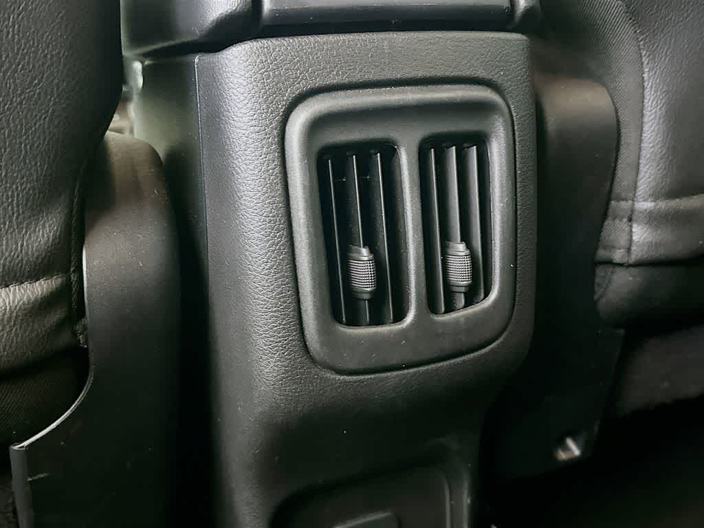 Thumbnail: 2018 Jeep Compass - 12