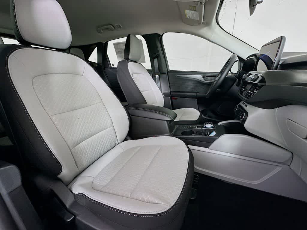 Thumbnail: 2026 Ford Escape - 15