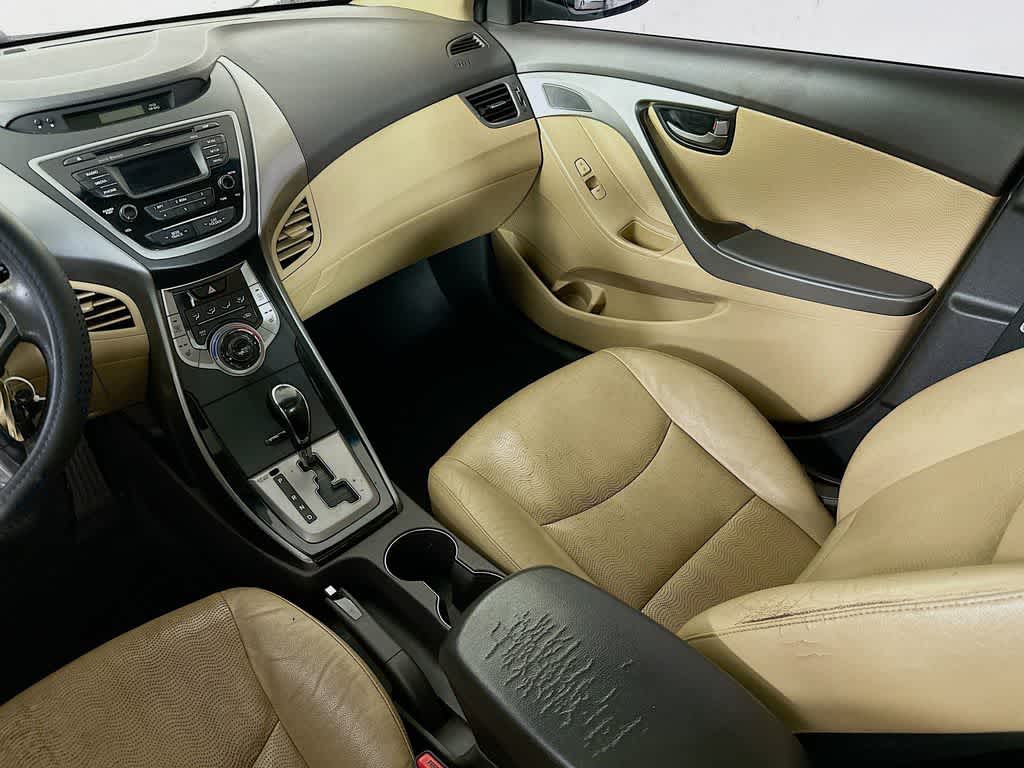 Thumbnail: 2013 Hyundai Elantra - 11