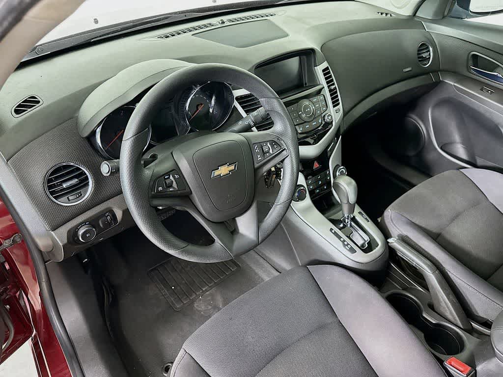 Thumbnail: 2015 Chevrolet Cruze - 2
