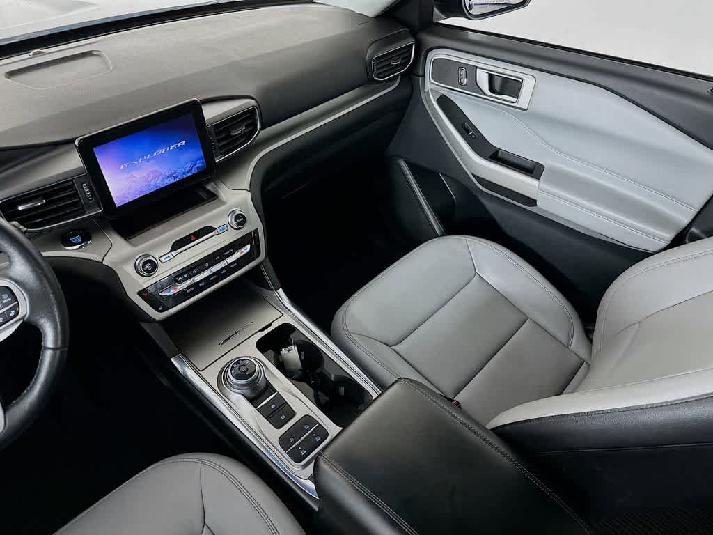 Thumbnail: 2021 Ford Explorer - 11