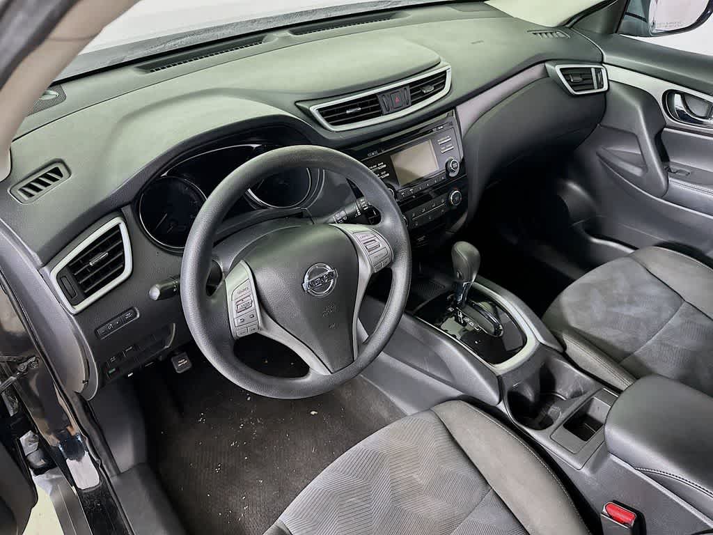 Thumbnail: 2016 Nissan Rogue - 2
