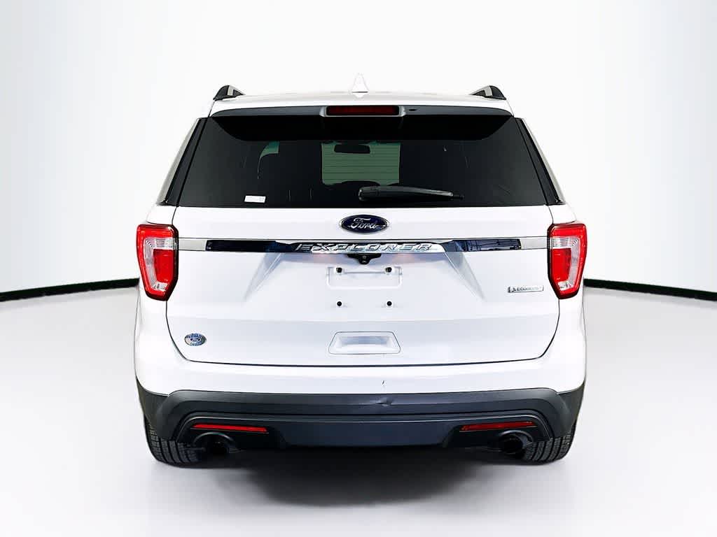 Thumbnail: 2017 Ford Explorer - 5