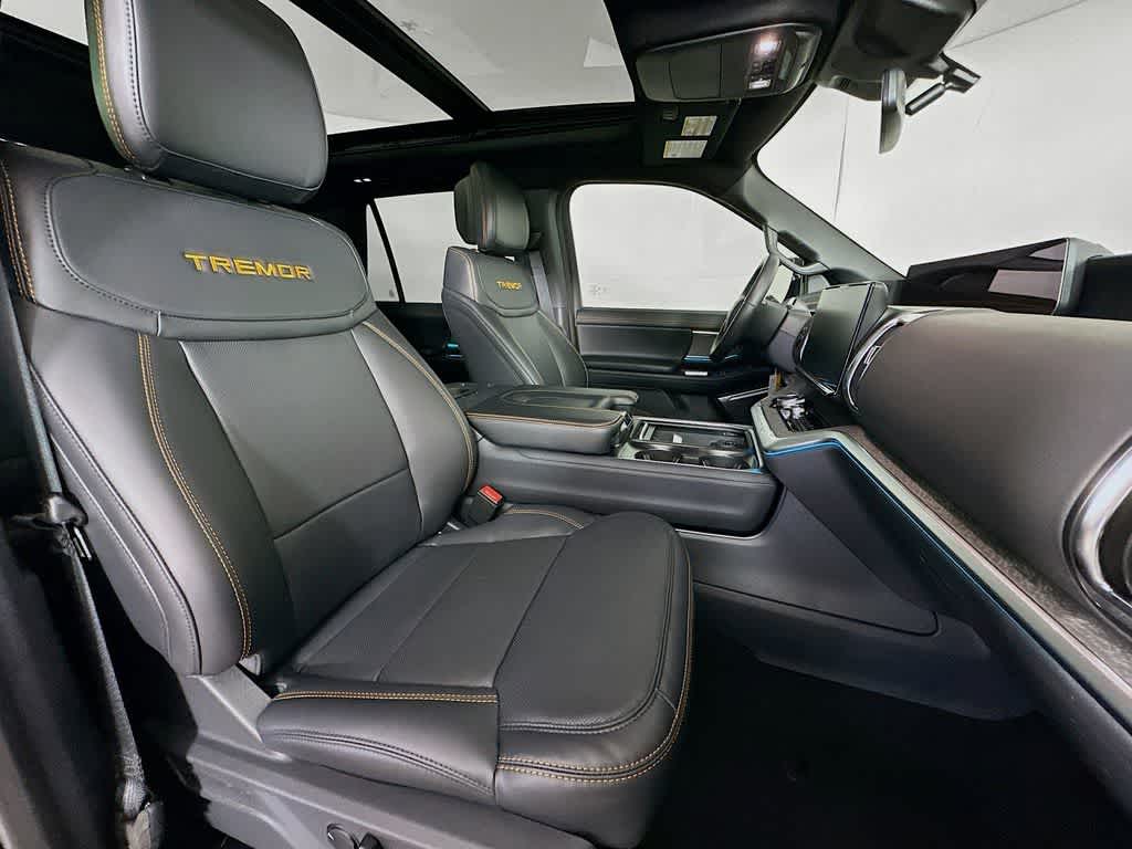 Thumbnail: 2026 Ford Expedition - 15