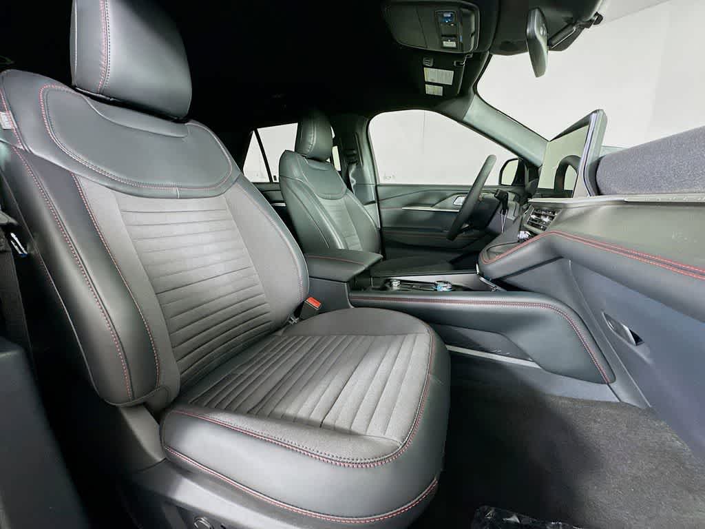 Thumbnail: 2025 Ford Explorer - 15