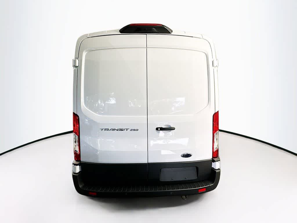 2025 Ford Transit Series 250 5