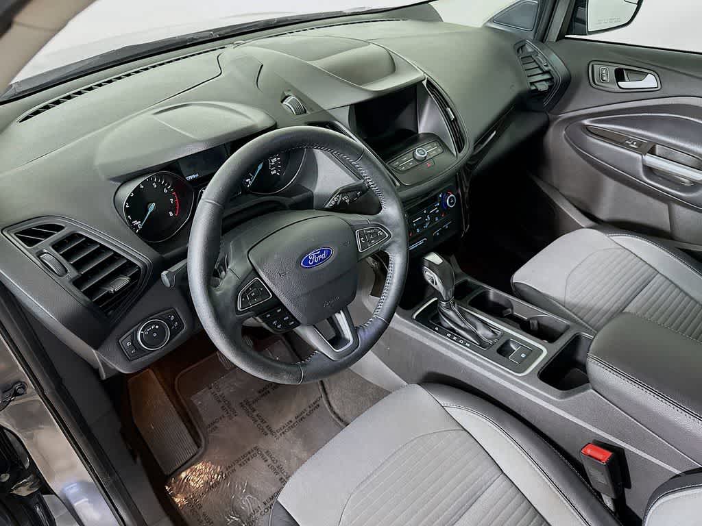2019 Ford Escape SE 2