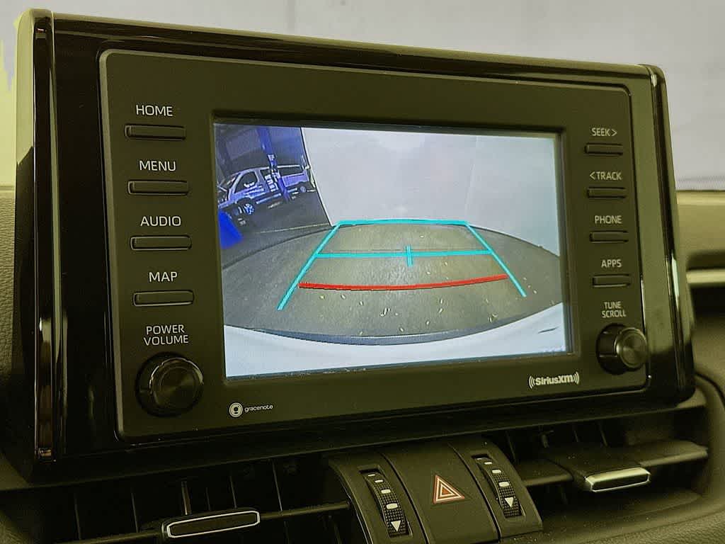 Thumbnail: 2021 Toyota RAV4 - 28