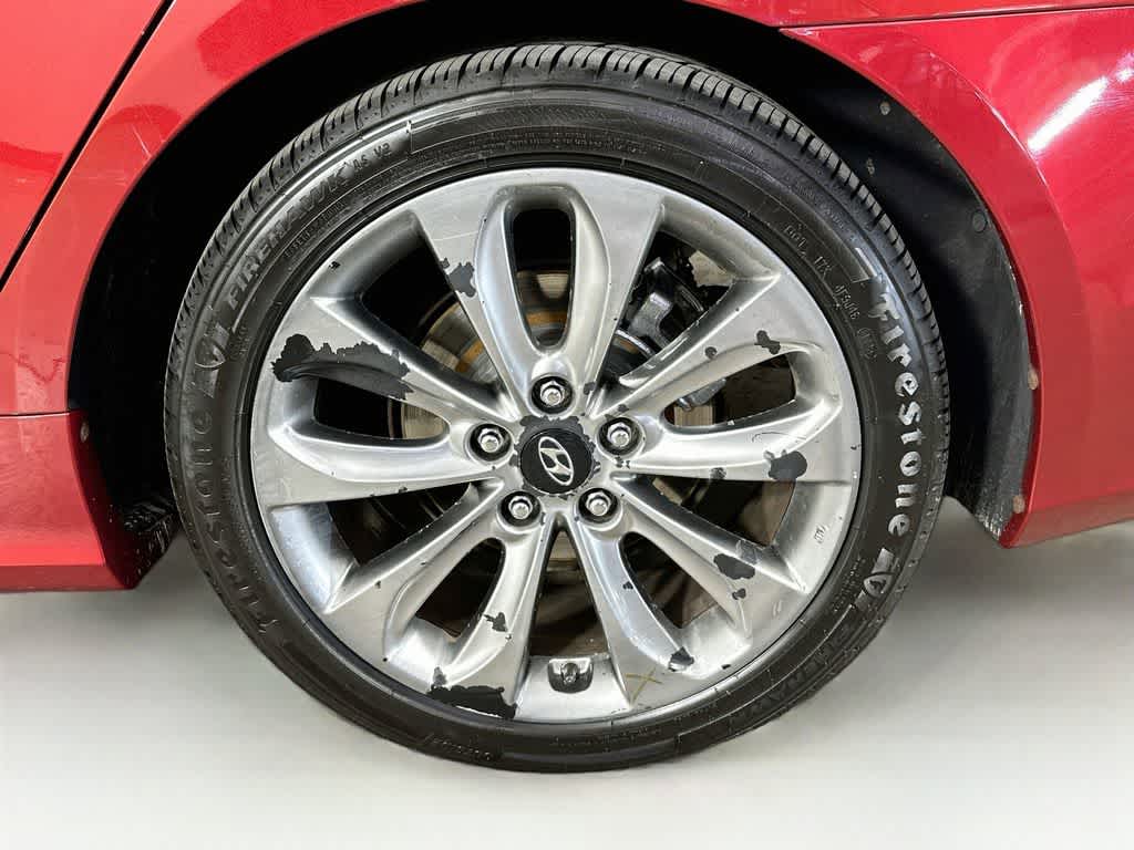 Thumbnail: 2011 Hyundai Sonata - 7